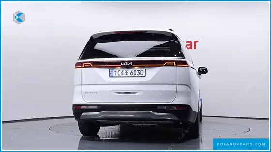 KIA CARNIVAL GASOLINE 9-SEATER NOBLESSE