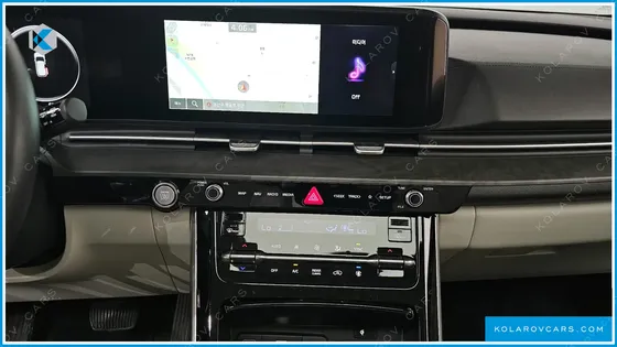 KIA CARNIVAL GASOLINE 9-SEATER NOBLESSE