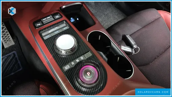GENESIS GV70 2.5T GASOLINE 2WD