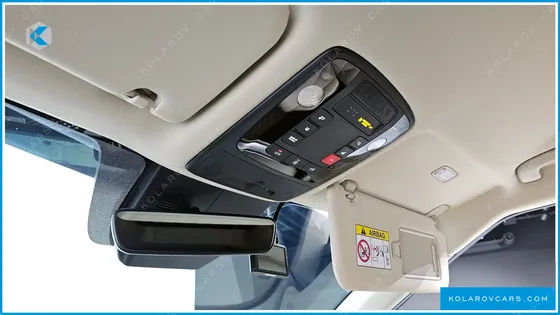 KIA CARNIVAL GASOLINE 7-SEATER HI-LIMOUSINE