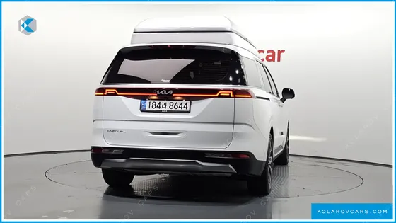 KIA CARNIVAL 9-SEATER SIGNATURE