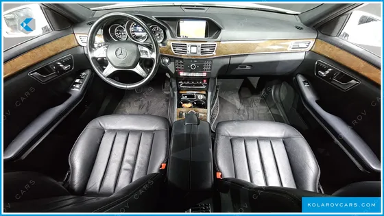 MERCEDES E-CLASS E300 ELEGANCE