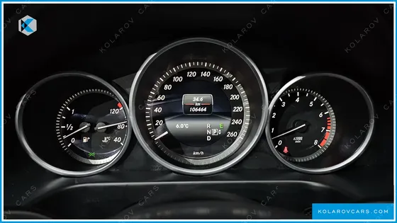 MERCEDES E-CLASS E300 ELEGANCE
