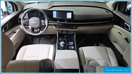 KIA CARNIVAL HEV 4-SEATER HI LIMOUSINE