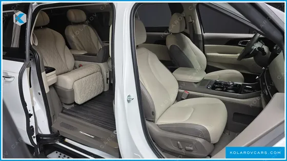 KIA CARNIVAL HEV 4-SEATER HI LIMOUSINE
