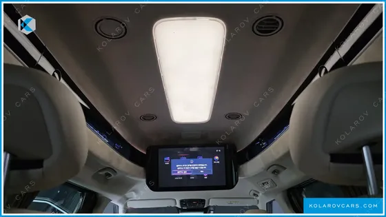 KIA CARNIVAL HEV 4-SEATER HI LIMOUSINE