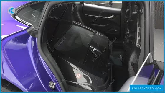 PORSCHE TAYCAN TURBO GT WEISSACH PACK