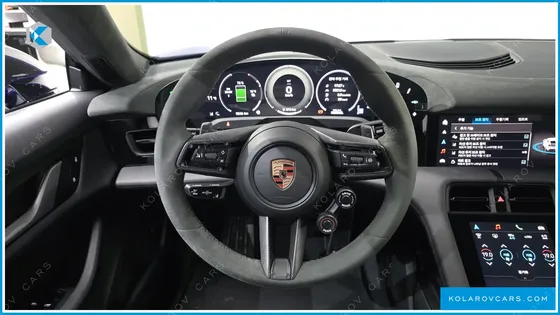 PORSCHE TAYCAN TURBO GT WEISSACH PACK