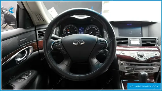 INFINITY Q70 3.7 AWD