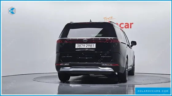 KIA CARNIVAL 7-SEATER SIGNATURE