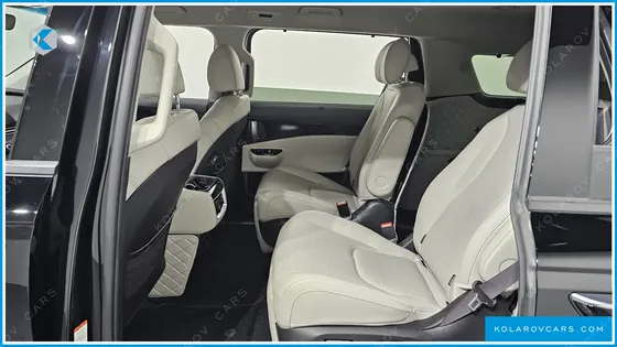 KIA CARNIVAL 7-SEATER SIGNATURE