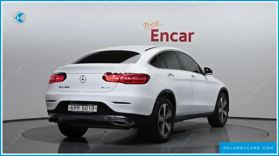 MERCEDES GLC-CLASS GCL300 4MATIC COUPE