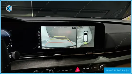 KIA CARNIVAL 9-SEATER SIGNATURE