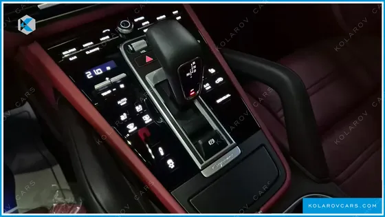 PORSCHE CAYENNE 3.0 E-HYBRID PLATINUM EDITION