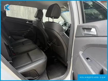 HYUNDAI TUCSON DIESEL 2.0 2WD