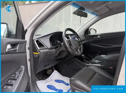 HYUNDAI TUCSON DIESEL 2.0 2WD