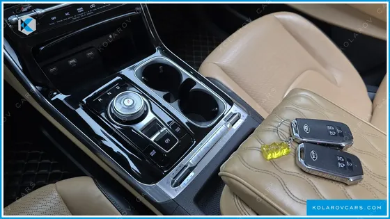 KIA CARNIVAL 7-SEATER SIGNATURE