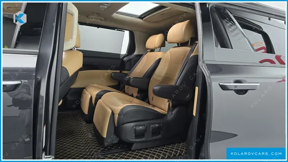 KIA CARNIVAL 7-SEATER SIGNATURE