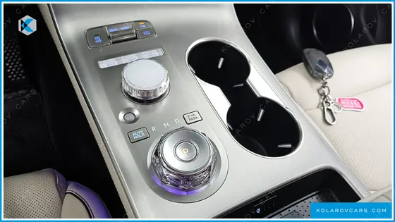 GENESIS GV70 2.5T GASOLINE 2WD