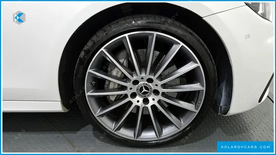 MERCEDES E-CLASS E350 4MATIC AMG LINE