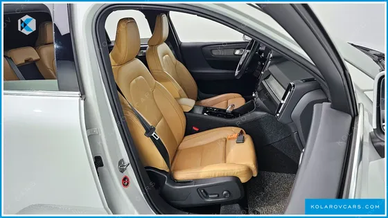 VOLVO XC40 B4 INSCRIPTION