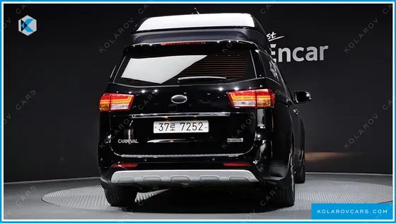 KIA CARNIVAL 9-SEATER HI-LIMOUSINE
