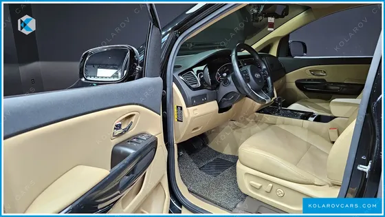 KIA CARNIVAL 9-SEATER HI-LIMOUSINE