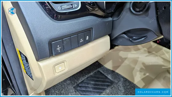 KIA CARNIVAL 9-SEATER HI-LIMOUSINE