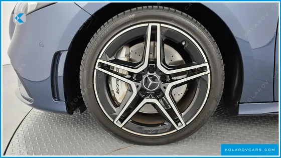 MERCEDES A-CLASS AMG A35 4MATIC SEDAN