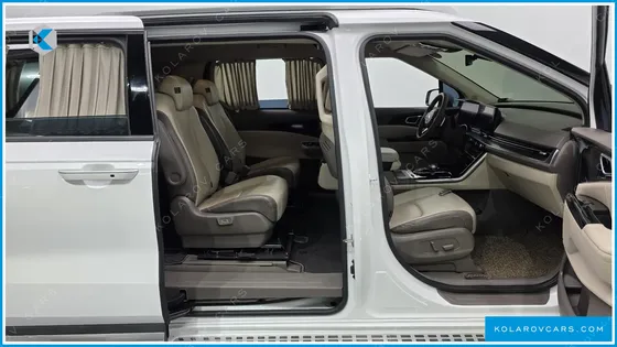 KIA CARNIVAL 9-SEATER HI-LIMOUSINE