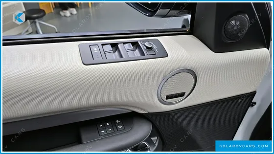 LAND ROVER DISCOVERY P360 R-DYNAMIC SE