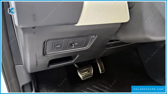 LAND ROVER DISCOVERY P360 R-DYNAMIC SE