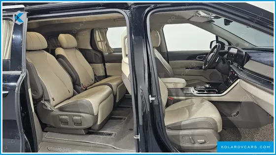 KIA CARNIVAL 7-SEATER HI-LIMOUSINE