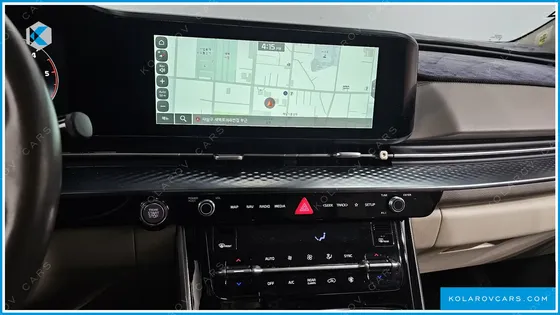 KIA CARNIVAL 7-SEATER HI-LIMOUSINE