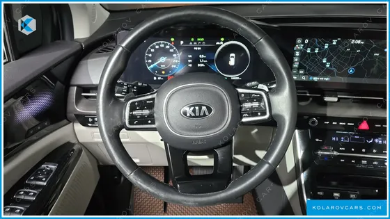 KIA CARNIVAL 7-SEATER SIGNATURE