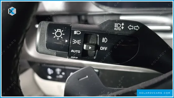 KIA CARNIVAL 7-SEATER SIGNATURE