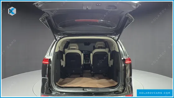 KIA CARNIVAL 7-SEATER SIGNATURE