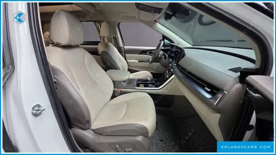 KIA CARNIVAL GASOLINE 9-SEATER HI-LIMOUSINE