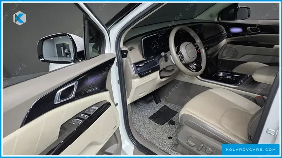 KIA CARNIVAL GASOLINE 9-SEATER HI-LIMOUSINE