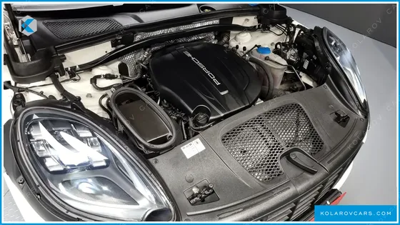 PORSCHE MACAN 2.0