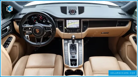 PORSCHE MACAN 2.0