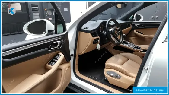 PORSCHE MACAN 2.0