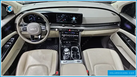 KIA CARNIVAL GASOLINE 7-SEATER SIGNATURE
