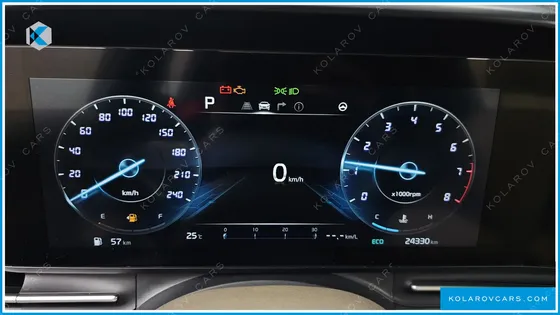 KIA CARNIVAL GASOLINE 7-SEATER SIGNATURE