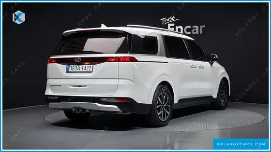 KIA CARNIVAL 9-SEATER PRESTIGE