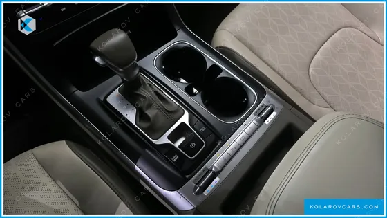 KIA CARNIVAL 9-SEATER PRESTIGE