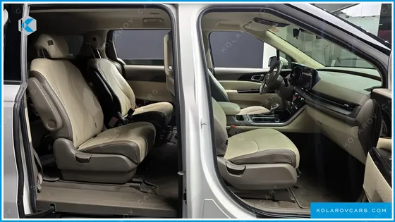 KIA CARNIVAL 9-SEATER PRESTIGE