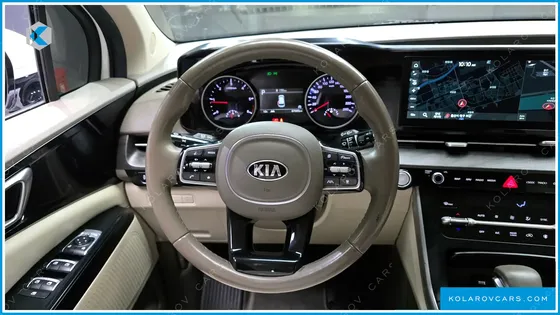 KIA CARNIVAL 9-SEATER PRESTIGE