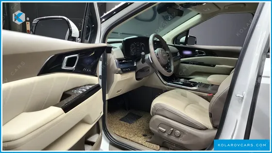 KIA CARNIVAL GASOLINE 9-SEATER HI-LIMOUSINE