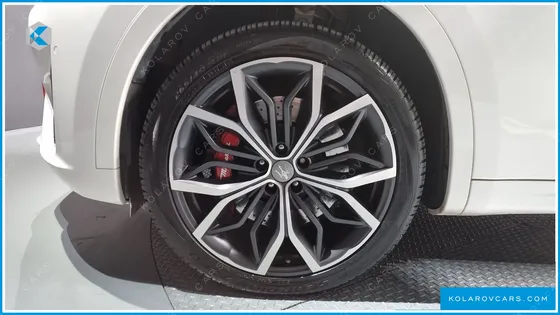 MASERATI LEVANTE 3.8 GTS AWD